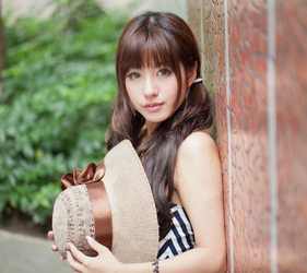 男明星暴露下体被抓含泪道歉专题